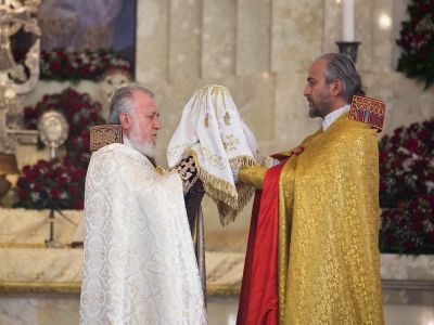 «Հարությունը այնտեղ է, որտեղ տերունավանդ սերն է հաղթանակում»․ Ամենայն Հայոց Կաթողիկոս