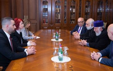 Ամենայն Հայոց Կաթողիկոսն ընդունեց ՀՀ-ում Սիրիայի նորանշանակ դեսպանին