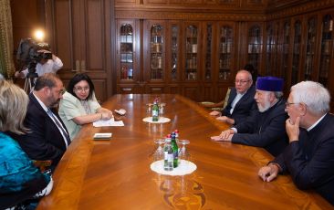 Ամենայն Հայոց Կաթողիկոսն ընդունեց Ուղղափառ Եկեղեցիների միջազգային բարեգործական կազմազմակերպության գործադիր տնօրենին