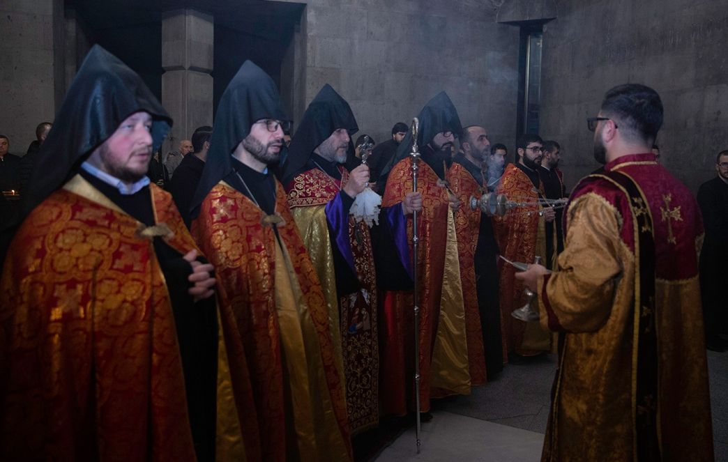 Repose of Souls Service was Offered in memory of the innocent victims of the earthquake