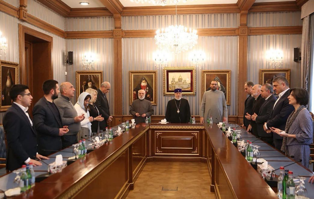 Ամենայն Հայոց Կաթողիկոսն ընդունեց եկեղեցասեր հայորդիների