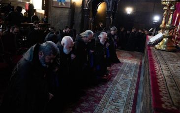 Հանգստյան ժամերգությունը Սուրբ Գայանե վանքում