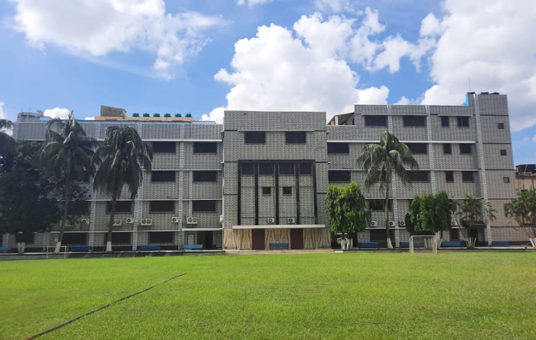 Աշակերտների ընդունելություն Կալկաթայի Հայոց մարդասիրական ճեմարանում