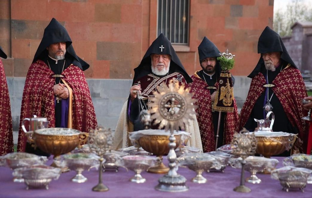 Կատարվեց Սուրբ Մյուռոնի նյութերի օրհնության կարգ