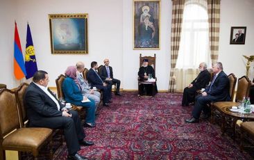 Католикос Всех Армян принял министра сельского хозяйства Ирака