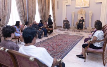 Ամենայն Հայոց Կաթողիկոսն ընդունեց ԱՄՆ Հայոց Արևելյան թեմի ուխտավորների