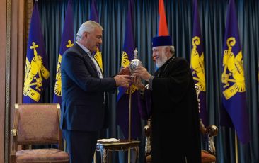 Catholicos of All Armenians Congratulates Mr. Samvel Karapetyan on his 60th birthday
