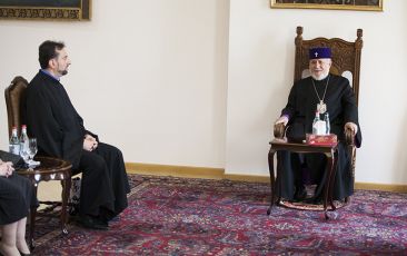 Catholicos of All Armenians Received Pilgrims from Eastern Diocese of the Armenian Church of North America