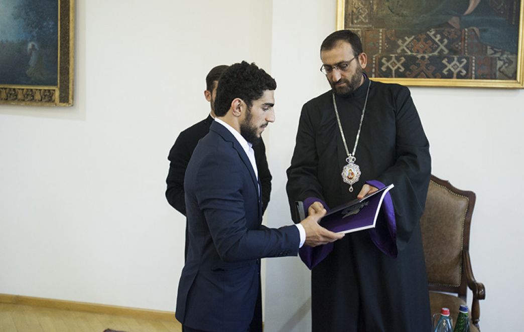 Olympic Medalists Visit the Mother See of Holy Etchmiadzin