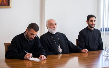 Rector of the University of the Republic of Uruguay Visits Mother See of Holy Etchmiadzin