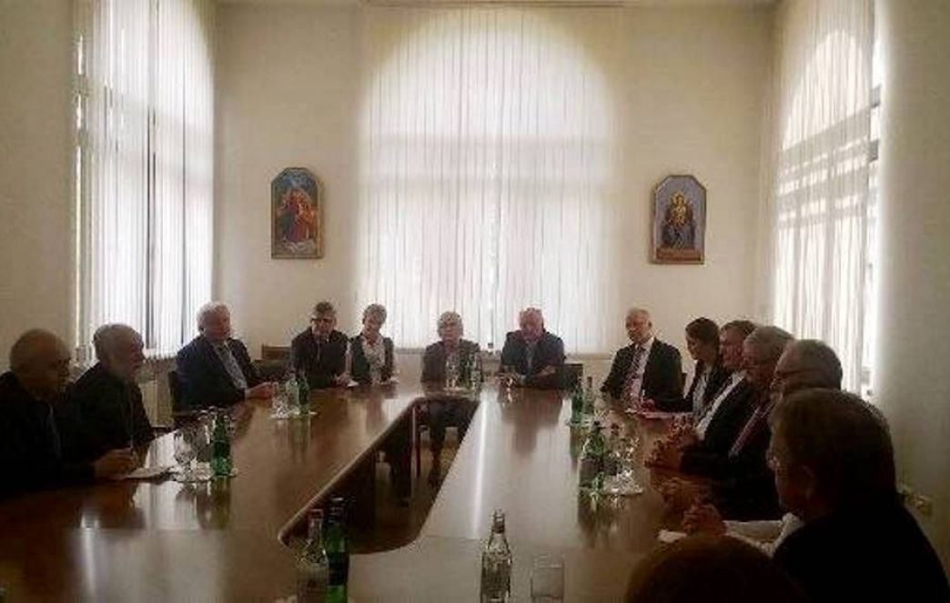 Մայր Աթոռ Սուրբ Էջմիածին այցելեցին, Կարդինալ Հյոֆներ» միության անդամները