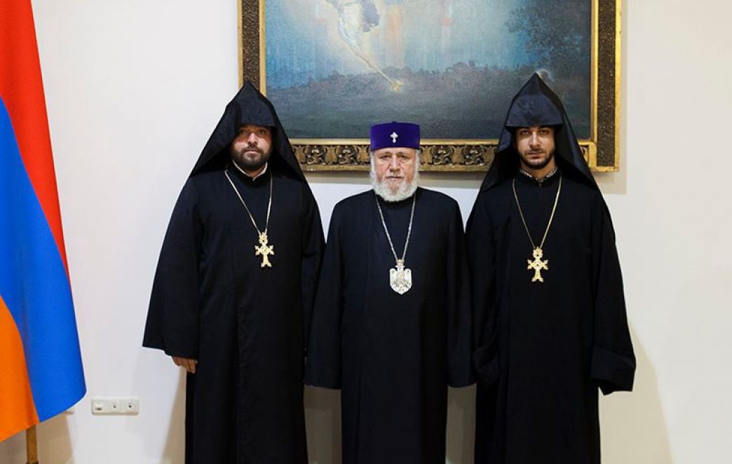 Ամենայն Հայոց Կաթողիկոսն  ընդունեց նորընծա վարդապետներին