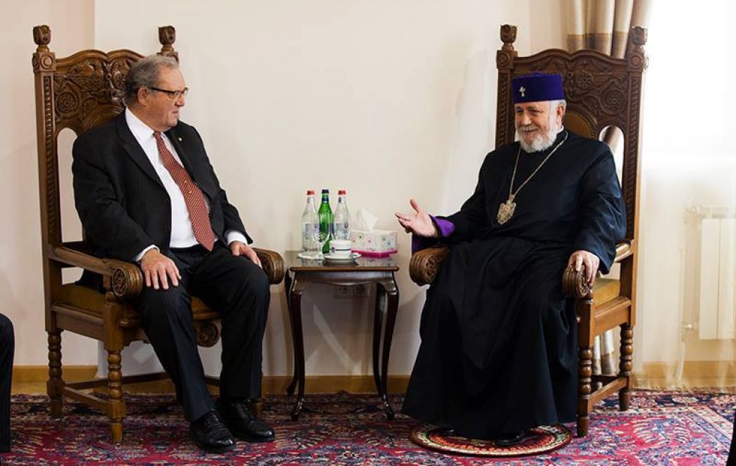Ամենայն Հայոց Կաթողիկոսն ընդունեց Մալթայի Ինքնիշխան Մարտական Ուխտի իշխան և մեծ վարպետ Ֆրա Մեթյու Ֆեստինգին
