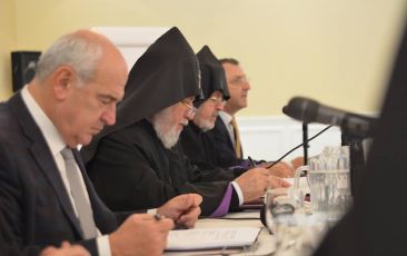 Նյու Յորքում սկսվեց  Հայ Եկեղեցու եկեղեցական կառույցների և ՀԲԸՄ միացյալ ժողովը