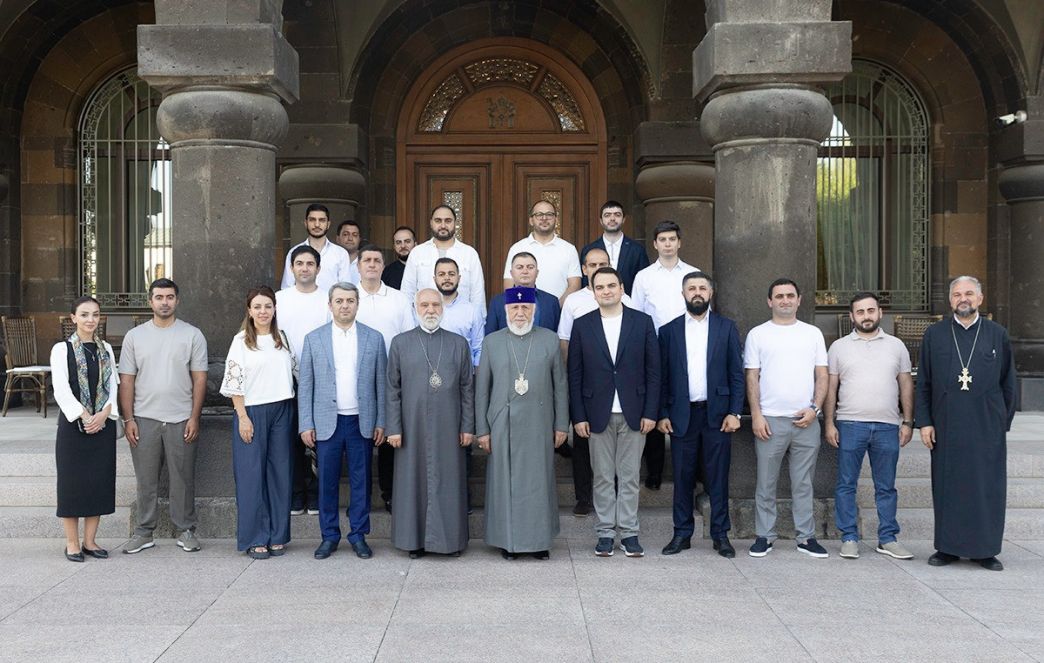 Catholicos of All Armenians Meets with Our Way Movement Representatives