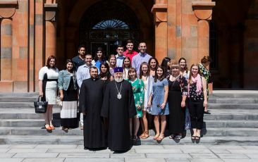 Catholicos of All Armenians Receives the Pilgrims from the Eastern Diocese of the Armenian Church of North America