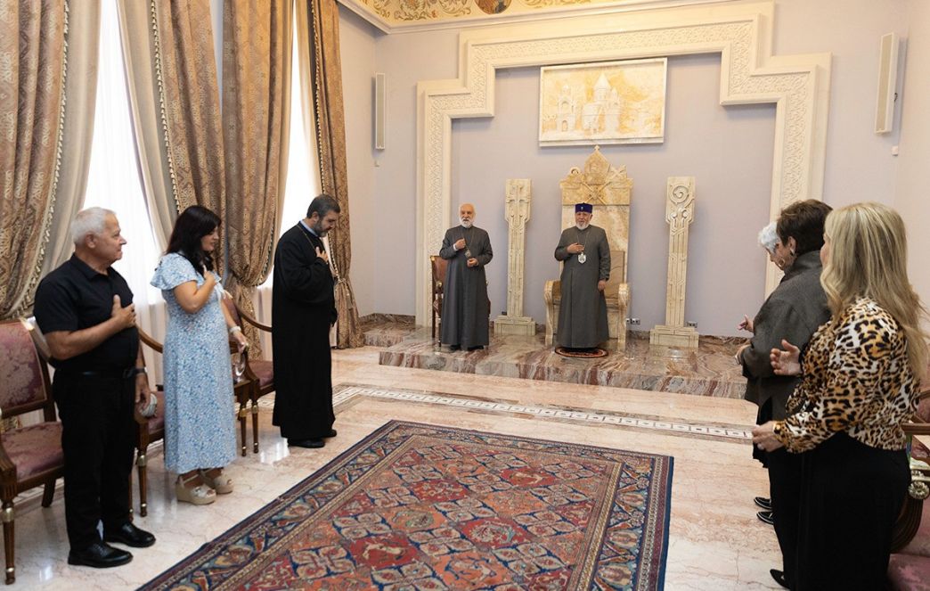 Catholicos of All Armenians Welcomes Pilgrims from the Eastern Diocese of the Armenian Church of America