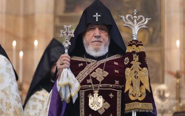 Catholicos of All Armenians Departes for the Vatican