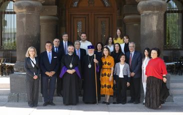Catholicos of All Armenians Welcomes Members of the Board of Directors of Fund for Armenian Relief