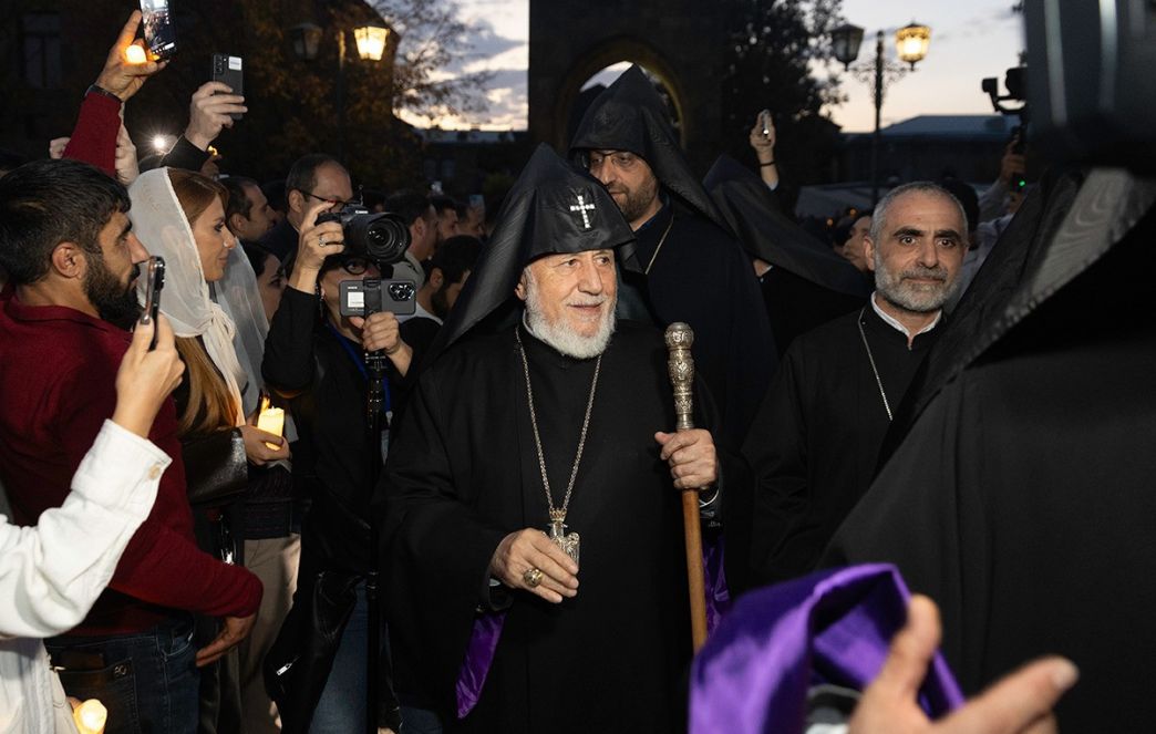 Catholicos of All Armenians Bestows His Blessing upon the Pilgrims at the Mother See