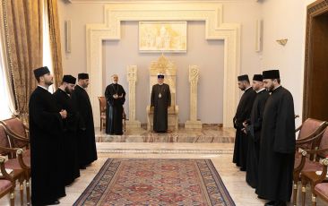 Catholicos of All Armenians Receives Newly Ordained Priests