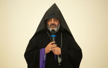 Վարդապետական թեզերի պաշտպանությունՄայր Աթոռ Սուրբ Էջմիածնում