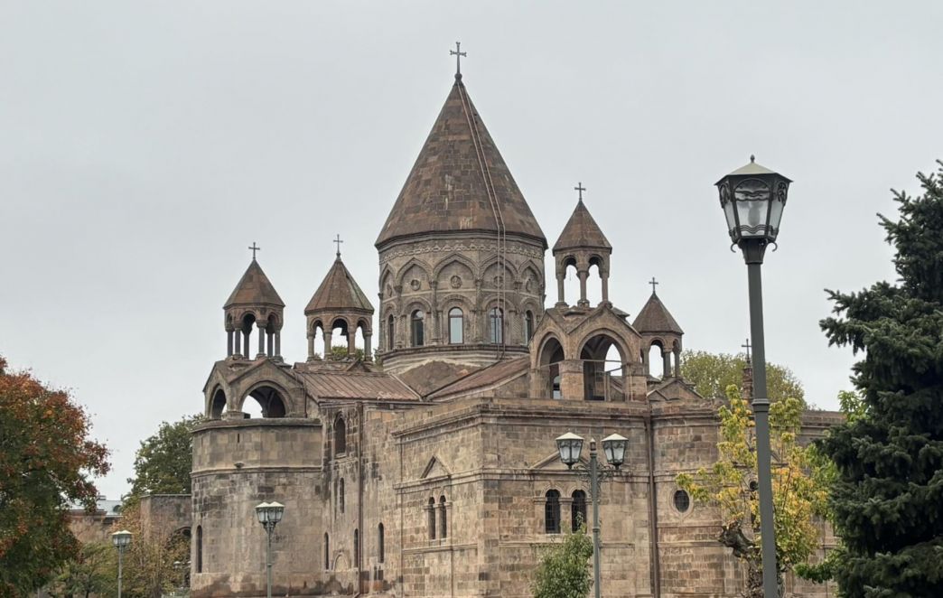 Մայր Աթոռը խստորեն դատապարտում է Գերաշնորհ Տ․ Արշակ արքեպիսկոպոս Խաչատրյանի ձերբակալումը