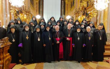 Ավստրիայի Սանկտ Փյոլթըն քաղաքում մեկնարկեց Եպիսկոպոսաց հավաքը