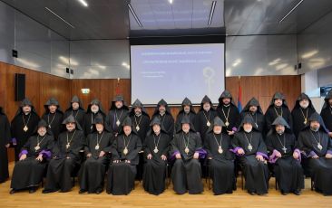 Հայաստանյայց Առաքելական Սուրբ Եկեղեցու  Ամենայն Հայոց Կաթողիկոսության  Եպիսկոպոսաց հավաքը հանդես եկավ հայտարարությամբ