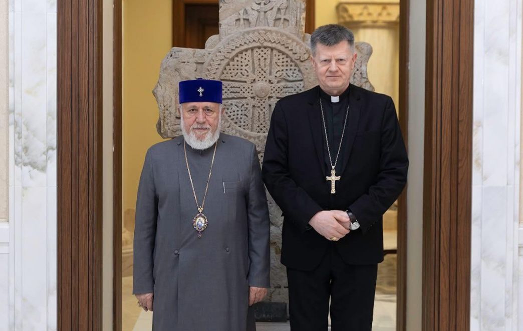 Ամենայն Հայոց Կաթողիկոսն ընդունեց Սուրբ Աթոռի առաքելական նվիրակին