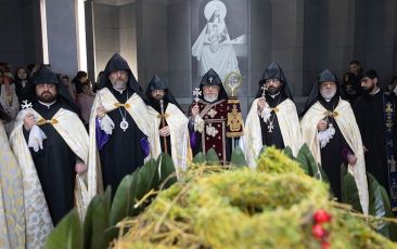 Ծաղկազարդի տոնը Մայր Աթոռ Սուրբ Էջմիածնում