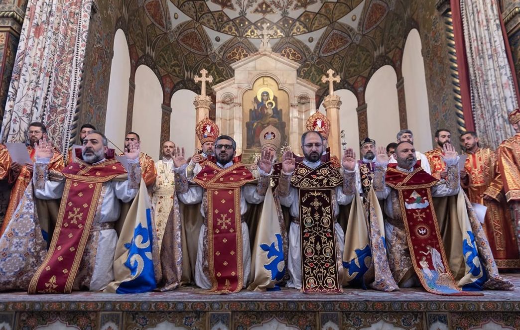 Եպիսկոպոսական ձեռնադրություն և օծում Մայր Աթոռ Սուրբ Էջմիածնում