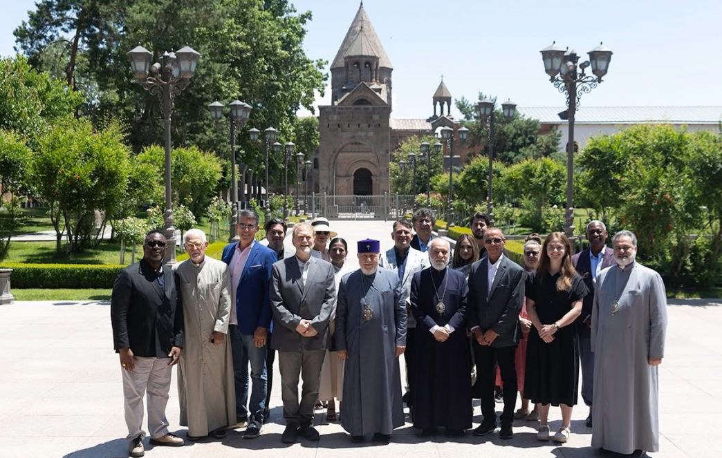 Ամենայն Հայոց Կաթողիկոսն ընդունեց  «Save Armenia» կազմակերպության պատվիրակությանը