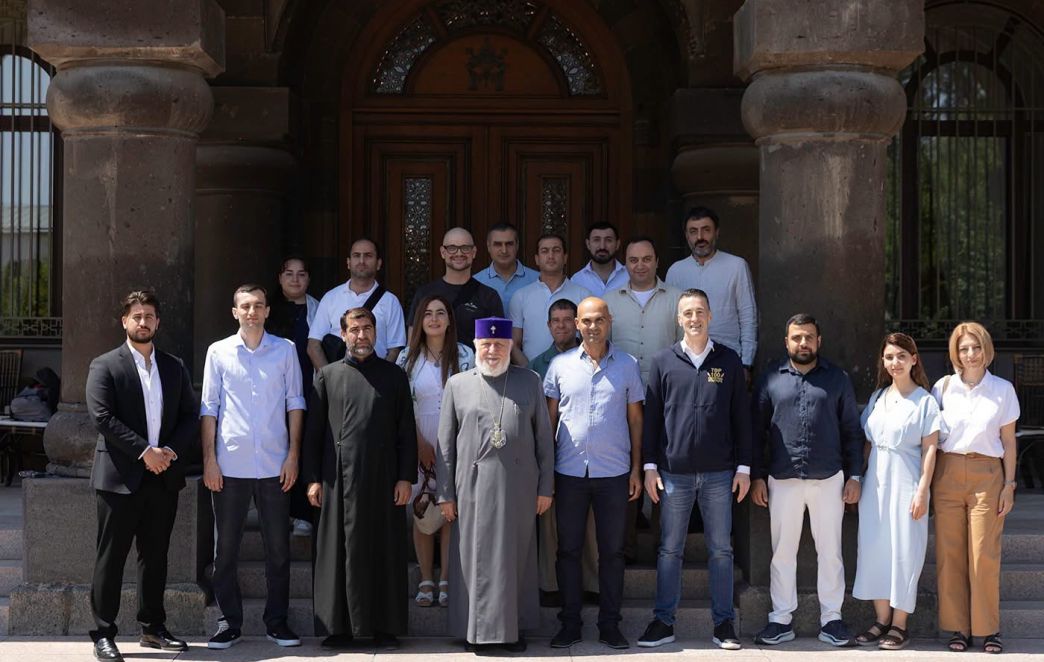 Ամենայն Հայոց Կաթողիկոսն ընդունեց Քրիստոնյա գործարարների միության անդամներին