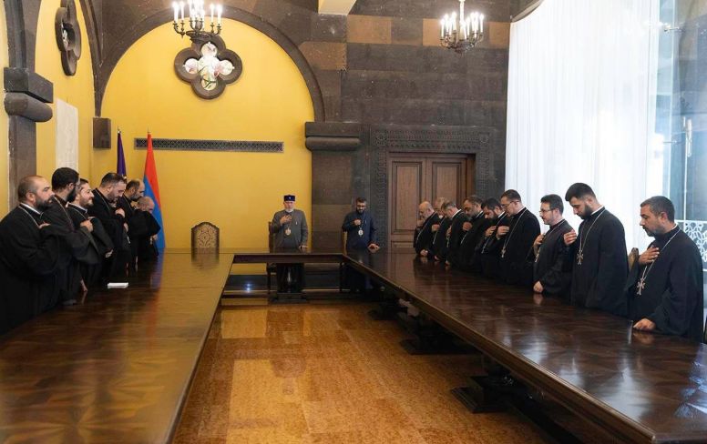 Ամենայն Հայոց Կաթողիկոսն ընդունեց Մասյացոտնի թեմի քահանայից դասին