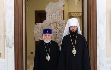 Ամենայն Հայոց Կաթողիկոսն ընդունեց Մոսկվայի Պատրիարքության Արտաքին եկեղեցական կապերի բաժնի նախագահին