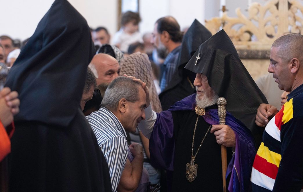 Праздник Воздвижения Святого Креста в Первопрестольном Святом Эчмиадзине