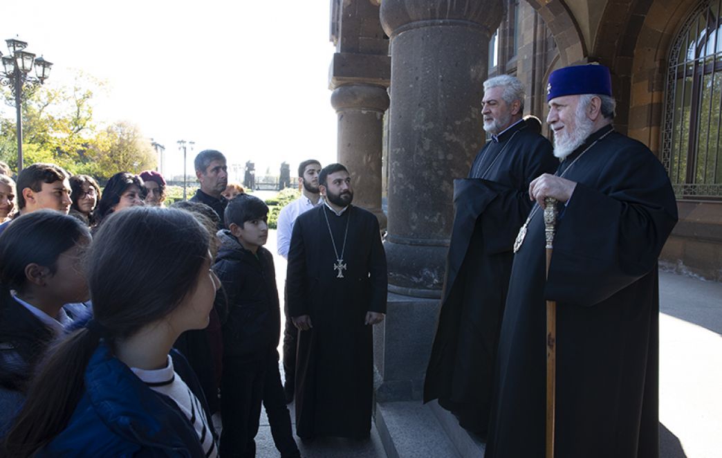 Catholicos of All Armenians Received the Pilgrims from Masis District