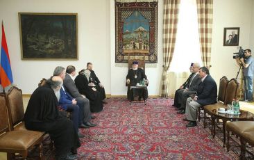 Catholicos of All Armenians Recieves Governor of Orlov