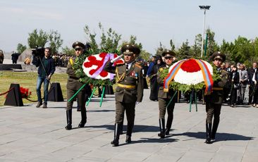 Commemoration Services of the Holy Martyrs of the Armenian Genocide in the Tsitsernakabered Memorial Complex and Mother See of Holy Etchmiadzin