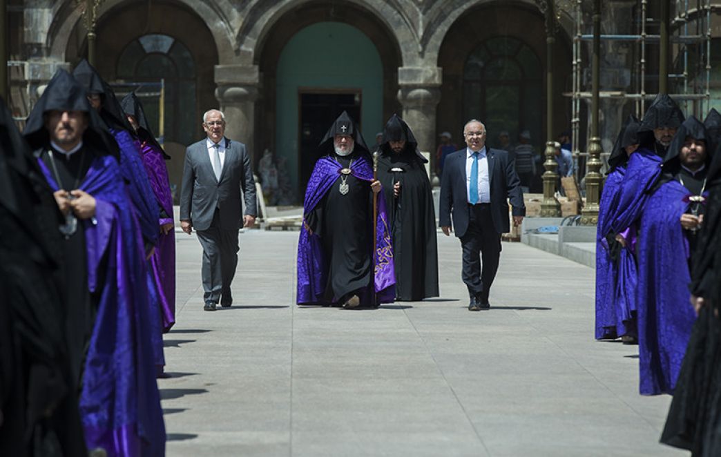 Feast of the Universal Holy Church of Etchmiadzin