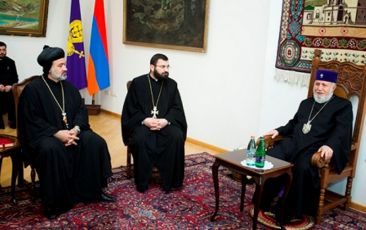 Catholicos of All Armenians Received the Pilgrims from the Syrian Orthodox Church