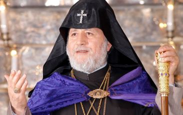 Catholicos of All Armenians Departs for India