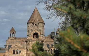 Մայր Աթոռ Սուրբ Էջմիածնում  կատարվեց հոգեհանգստյան արարողություն