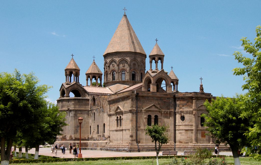 Կարգալույծ է հռչակվել Տ. Լևոն աբեղա Գուլյանը
