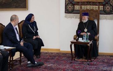 Ամենայն Հայոց Կաթողիկոսն ընդունեց Թեհրանի փոխքաղաքապետին