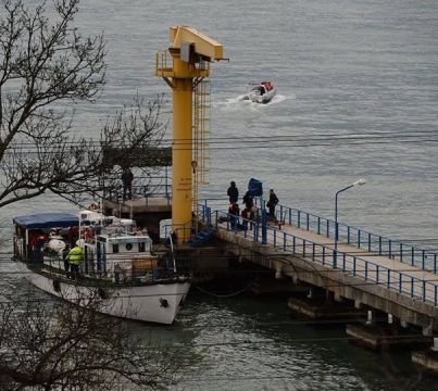 Sends Condolences to Russian President