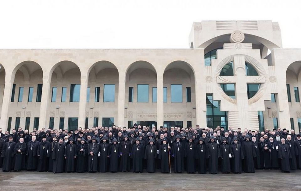 Հայտարարություն Մայր Աթոռ Սուրբ Էջմիածնում գումարված քահանայից հավաքի մասնակիցների