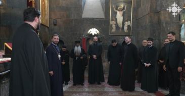 Участники межцерковной конференции посетили Хор Вирап