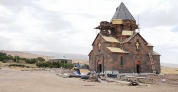 Construction of Holy Mother of God Church (Surp Astvatsatsin) Continues in Nerkin Bazmaberd, Aragatsotn